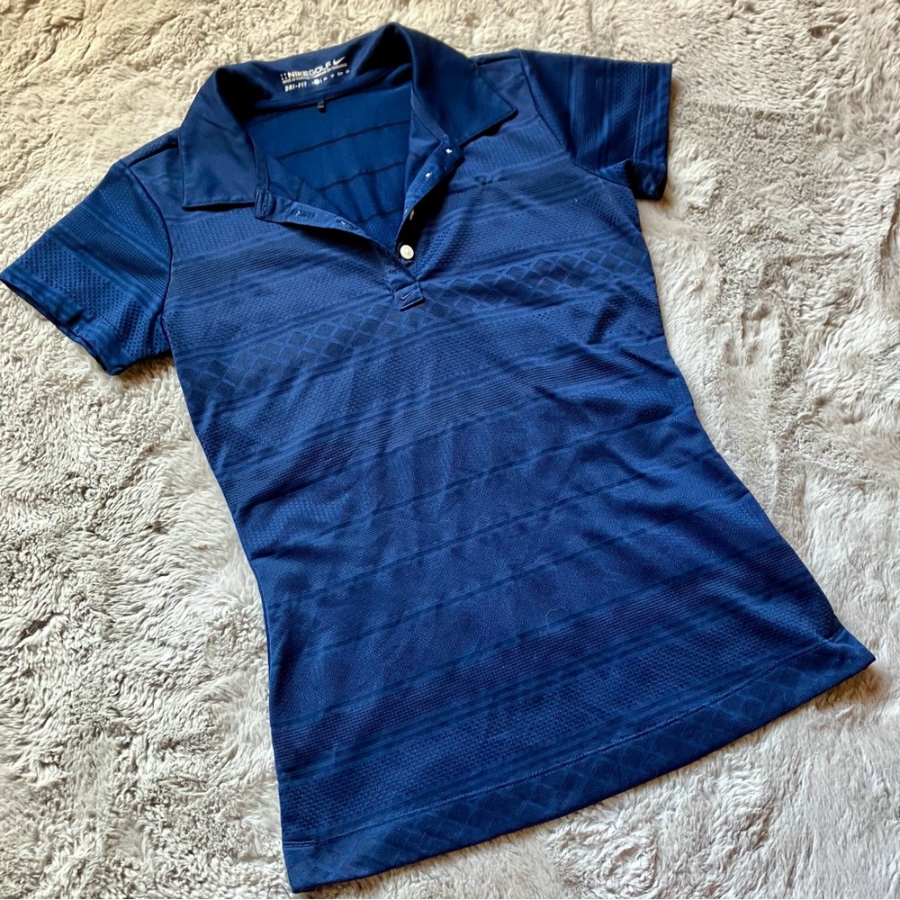Nike Golf Dri-Fit t-shirt size xs perfect condition hardly worn